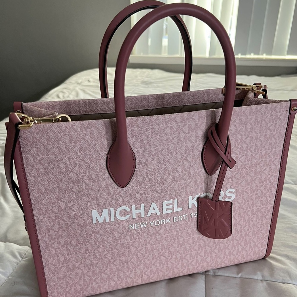 Michael Kors Mirella Medium Tote